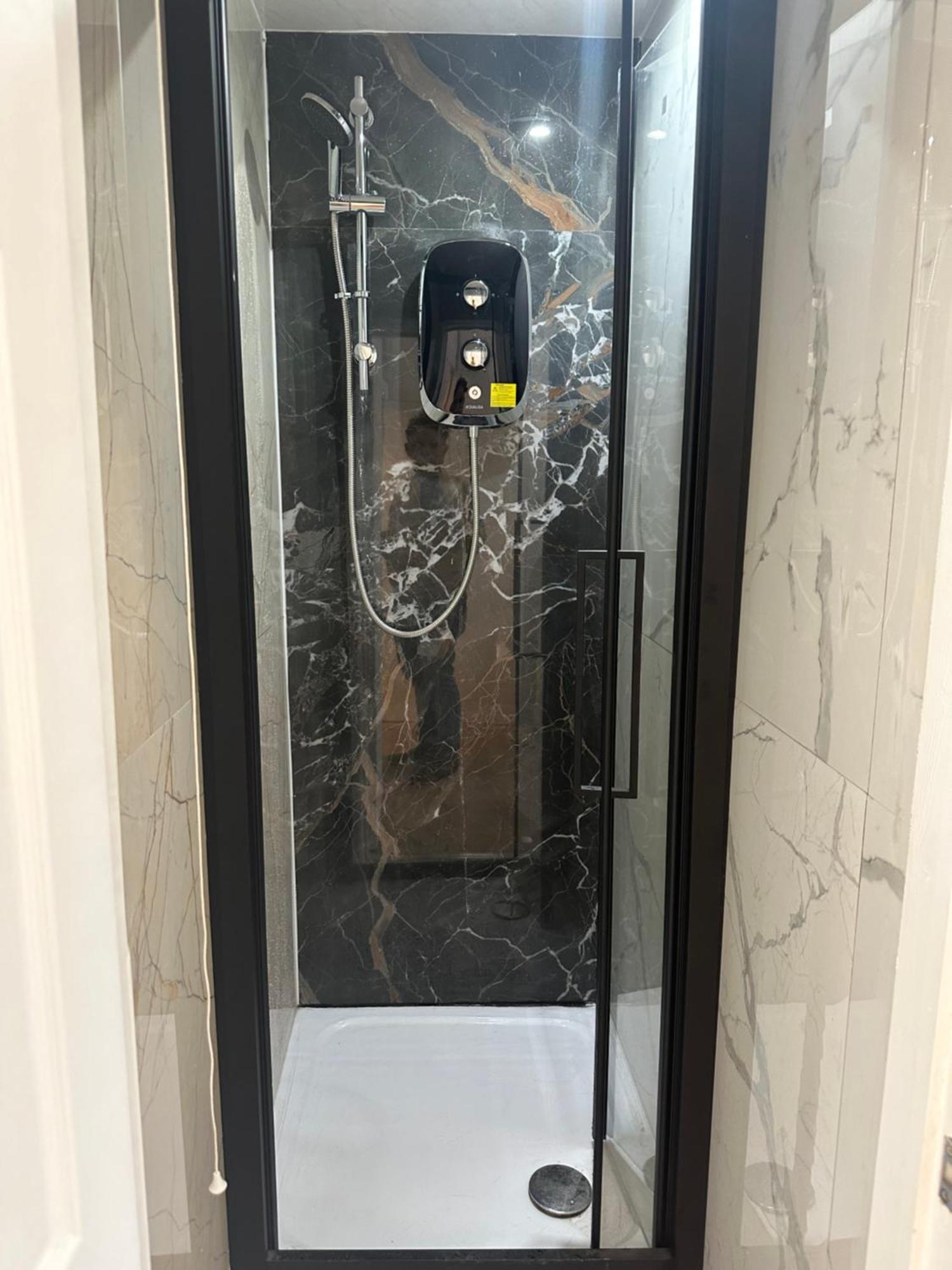 First Floor One Bed Apartment In Central West London Bagian luar foto