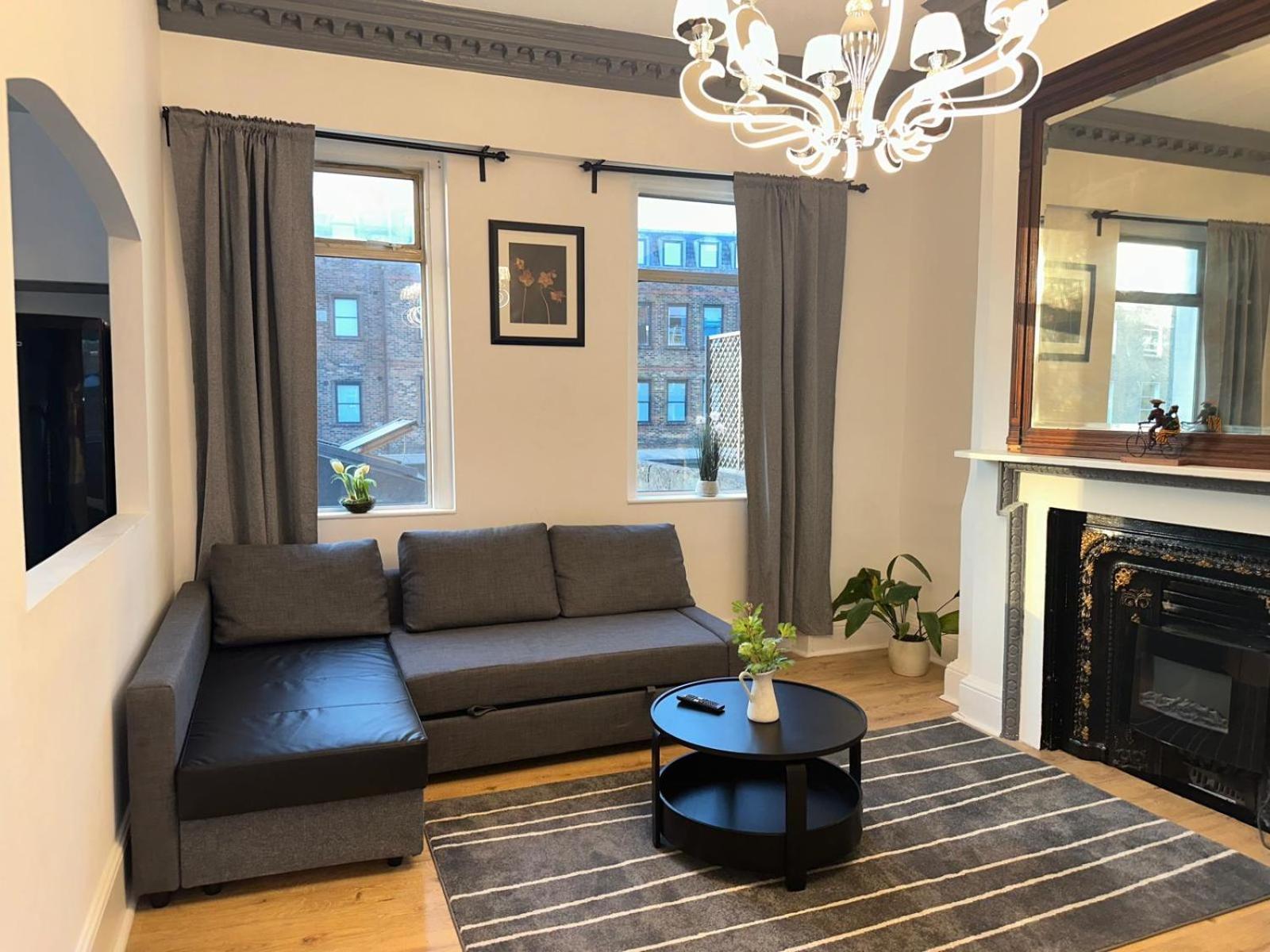 First Floor One Bed Apartment In Central West London Bagian luar foto